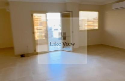 Co-Working Space - 3 Bedrooms - 2 Bathrooms for rent in Al Hegaz St. - El Mahkama Square - Heliopolis - Masr El Gedida - Cairo