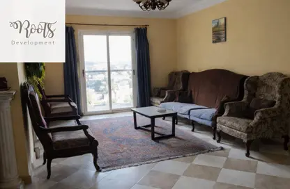 Apartment - 3 Bedrooms - 3 Bathrooms for sale in Al Mehwar Al Markazi - 7th District - 6 October City - Giza