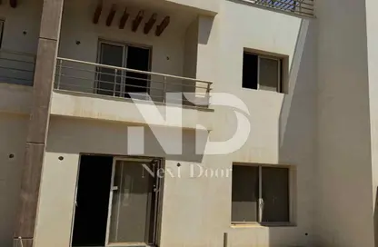 Townhouse - 3 Bedrooms - 4 Bathrooms for sale in Hyde Park - New Cairo City - Cairo