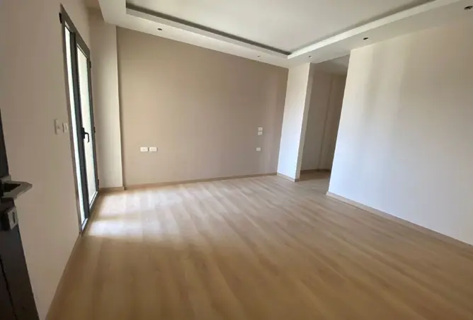 111880345 - Property Image 2