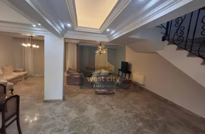 Villa - 3 Bedrooms - 3 Bathrooms for rent in Zayed 2000 - 4th District - Sheikh Zayed City - Giza Villa - 3 Bedrooms - 3 Bathrooms for rent in Zayed 2000 - 4th District - Sheikh Zayed City - Giza