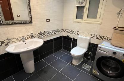 Apartment - 3 Bedrooms - 3 Bathrooms for sale in Ahmed Shawky Axis - El Banafseg 1 - El Banafseg - New Cairo City - Cairo Apartment - 3 Bedrooms - 3 Bathrooms for sale in Ahmed Shawky Axis - El Banafseg 1 - El Banafseg - New Cairo City - Cairo
