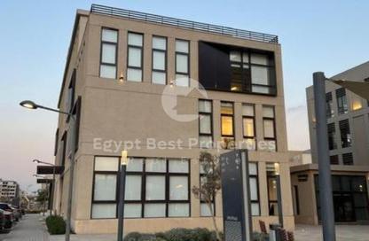 Office Space - Studio - 4 Bathrooms for sale in District 5 - 5th Settlement Compounds - The 5th Settlement - New Cairo City - Cairo