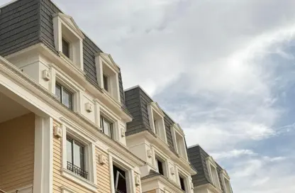 iVilla - 3 Bedrooms - 3 Bathrooms for sale in Mountain View iCity - 5th Settlement Compounds - The 5th Settlement - New Cairo City - Cairo