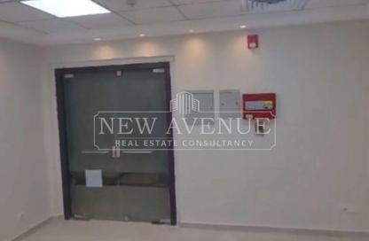 Office Space - Studio - 1 Bathroom for rent in Hyde Park Business District Mall - South Teseen St. - The 5th Settlement - New Cairo City - Cairo