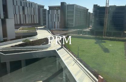 Office Space - Studio - 1 Bathroom for rent in Garden Residence - Hyde Park - New Cairo City - Cairo