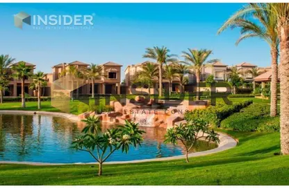 فيلا - 7 غرف نوم - 8 حمامات للبيع في سوان ليك قطامية - التجمع الاول - مدينة القاهرة الجديدة - القاهرة