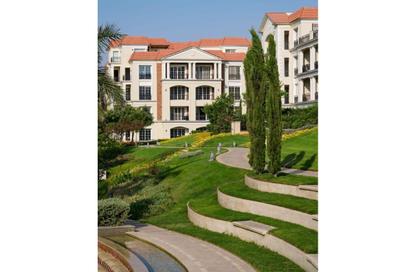 Apartment - 2 Bedrooms - 2 Bathrooms for sale in Regent's Square - 5th Settlement Compounds - The 5th Settlement - New Cairo City - Cairo