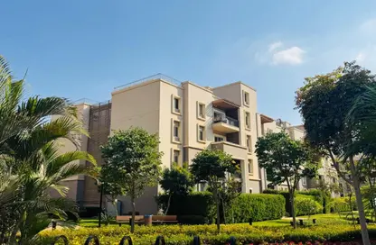 Penthouse - 3 Bedrooms - 3 Bathrooms for sale in October Plaza - 6 October Compounds - 6 October City - Giza