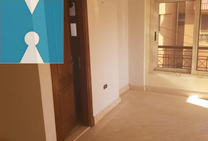 53217679 - Property Image 2