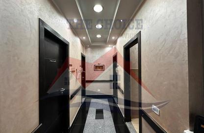 Medical Facility - Studio - 4 Bathrooms for sale in 26th of July Corridor - 6 October City - Giza