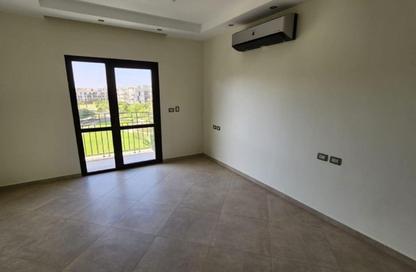شقة - 2 غرف نوم - 2 حمامات للايجار في ذا كورت ياردز - كمبوندات الشيخ زايد - الشيخ زايد - الجيزة