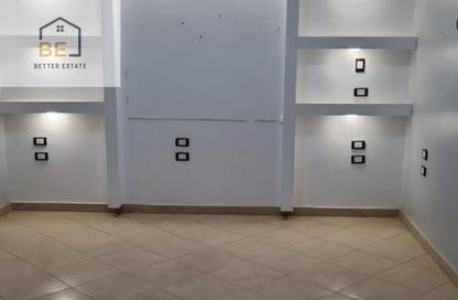 Apartment - 4 Bedrooms - 2 Bathrooms for rent in Al Narges 3 - Al Narges - New Cairo City - Cairo