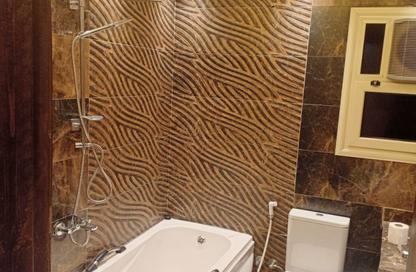 Apartment - 3 Bedrooms - 3 Bathrooms for sale in Mohandessin - Giza
