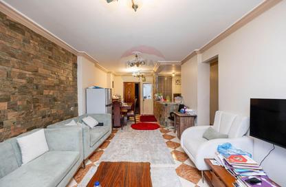Apartment - 2 Bedrooms - 1 Bathroom for sale in Saraya - Sidi Beshr - Hay Awal El Montazah - Alexandria