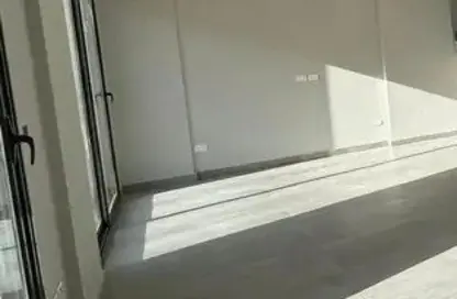 شقة - 3 غرف نوم - 3 حمامات للايجار في فيلدج ويست - كمبوندات الشيخ زايد - الشيخ زايد - الجيزة