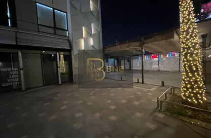 Shop - Studio - 3 Bathrooms for rent in Mohamed Naguib Axis - North Investors Area - New Cairo City - Cairo