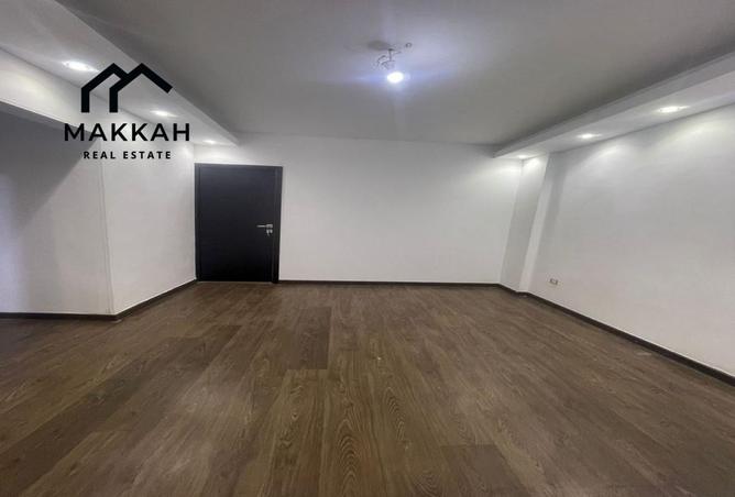 53717309 - صورة العقار 3