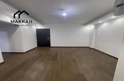 شقة - 2 غرف نوم - 1 حمام للبيع في شارع صلاح سالم - روكسي - مصر الجديدة - القاهرة