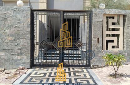 شقة - 5 غرف نوم - 4 حمامات للبيع في شارع البستان - الحي التاسع - الشيخ زايد - الجيزة