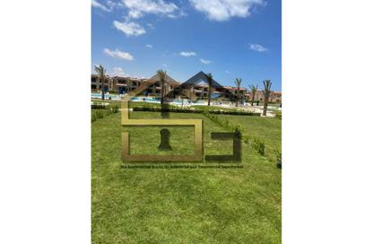 Chalet - 2 Bedrooms - 2 Bathrooms for sale in La Vista Bay - La Vista - Qesm Ad Dabaah - North Coast