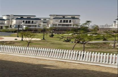 Villa - 4 Bedrooms - 5 Bathrooms for sale in Mountain View iCity - 5th Settlement Compounds - The 5th Settlement - New Cairo City - Cairo
