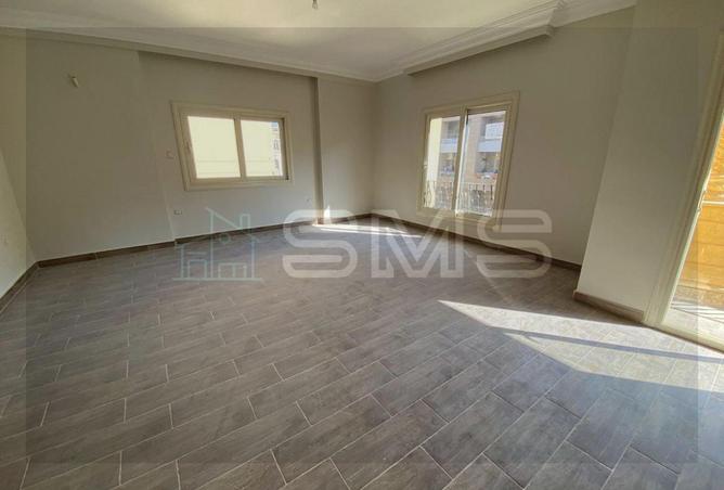 56255889 - Property Main Image