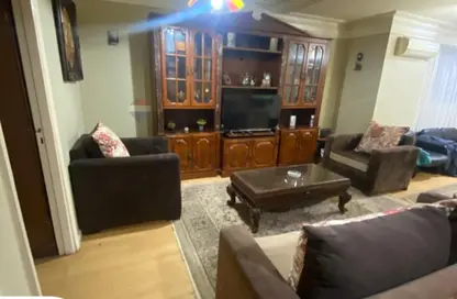 Apartment - 2 Bedrooms - 1 Bathroom for rent in Syria St. - Roushdy - Hay Sharq - Alexandria