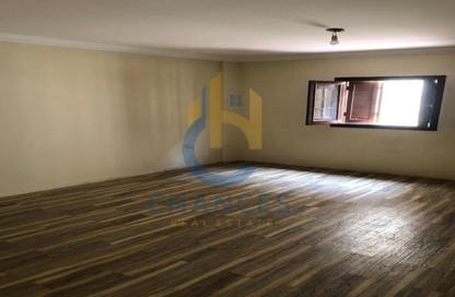 Apartment - 3 Bedrooms - 2 Bathrooms for sale in Al Gezira St. - South Investors Area - New Cairo City - Cairo