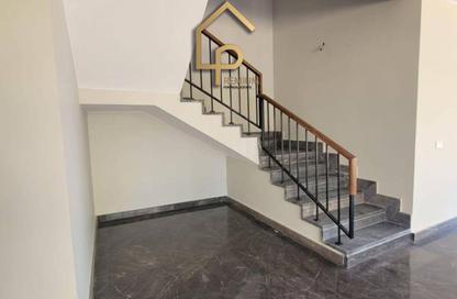 فيلا - 4 - 6 للايجار في نيو جيزة - طريق مصر اسكندرية الصحراوي - مدينة 6 أكتوبر - الجيزة