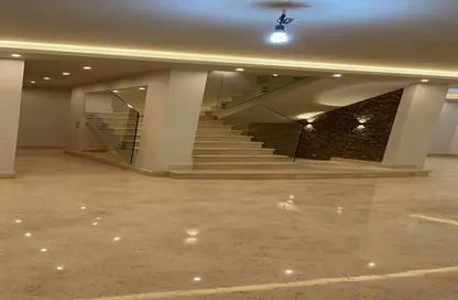 فيلا - 5 غرف نوم - 7 حمامات للايجار في كايرو فيستيفال سيتى - المستثمرين الشمالية - مدينة القاهرة الجديدة - القاهرة