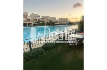 فيلا - 5 غرف نوم - 5 حمامات للبيع في مراسي - سيدي عبد الرحمن - الساحل الشمالي