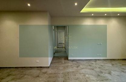 Apartment - 2 Bedrooms - 2 Bathrooms for rent in Garden Residence - Hyde Park - New Cairo City - Cairo