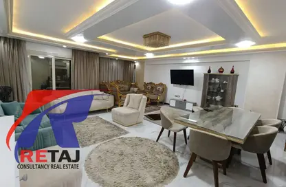 Apartment - 3 Bedrooms - 2 Bathrooms for rent in Abd El Aziz Fahmy St. - Triumph Square - El Nozha - Cairo