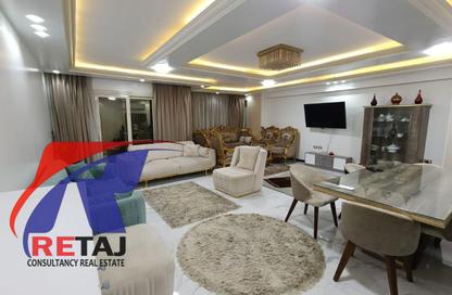 شقة - 3 غرف نوم - 2 حمامات للايجار في شارع عبد العزيز فهمي - ميدان تريومف - النزهة - القاهرة