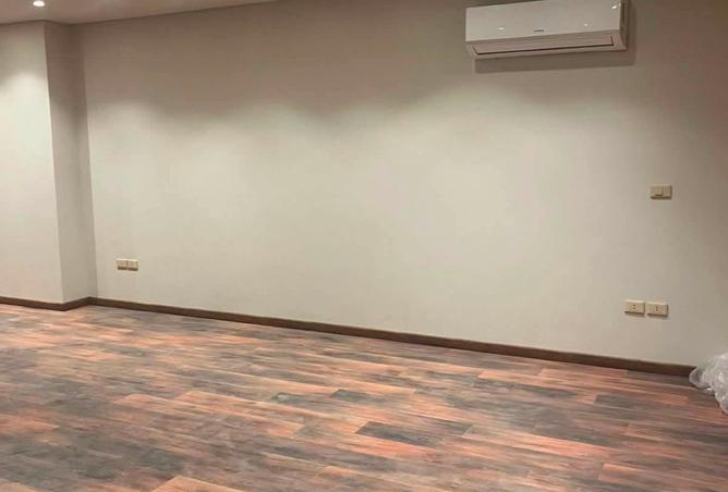 103465824 - Property Image 2