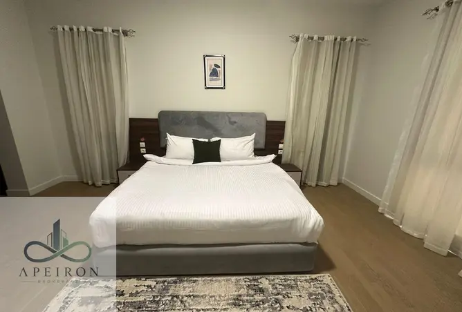 102077404 - Property Image 2