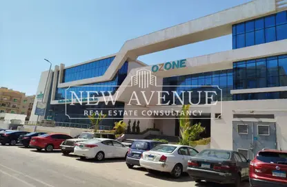 عيادة - غرفة نوم - 1 حمام للبيع في مسجد فاطمة الشربتلي - الحي الثالث - التجمع الخامس - مدينة القاهرة الجديدة - القاهرة