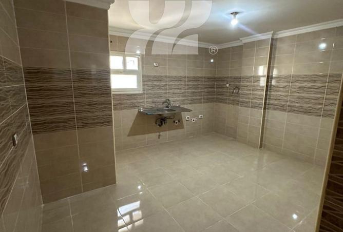 74027431 - Property Image 2