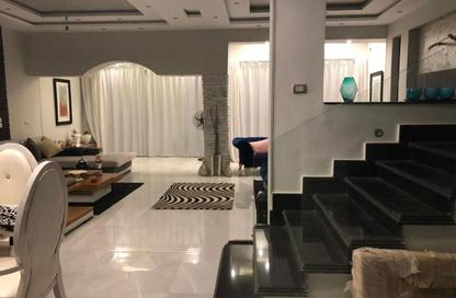 Townhouse - 4 Bedrooms - 4 Bathrooms for rent in Royal Meadows - Sheikh Zayed Compounds - Sheikh Zayed City - Giza