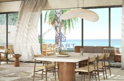 Chalet - 2 Bedrooms - 3 Bathrooms for sale in Ramla - Ras Al Hekma - North Coast