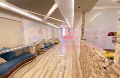 Apartment - 3 Bedrooms - 2 Bathrooms for sale in Al Mosheer Ahmed Ismail St. - Sidi Gaber - Hay Sharq - Alexandria