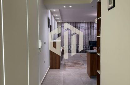Apartment - 2 Bedrooms - 2 Bathrooms for rent in Lake View Residence - 5th Settlement Compounds - The 5th Settlement - New Cairo City - Cairo