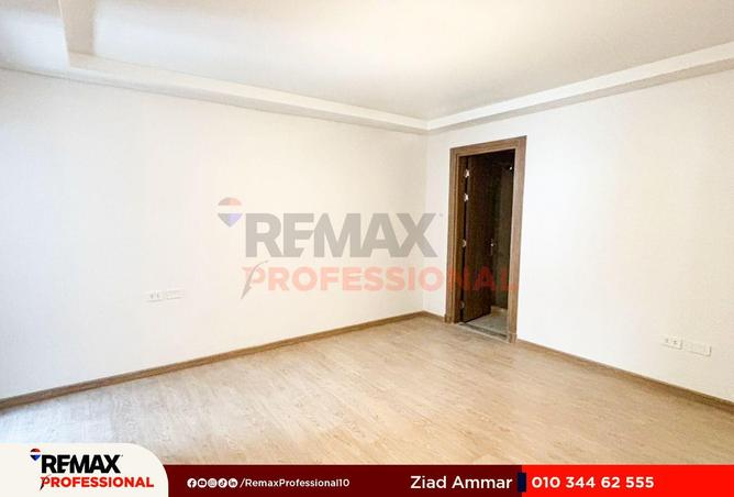 64135403 - Property Image 3