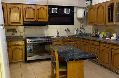 Office Space - 3 Bedrooms - 2 Bathrooms for rent in Ahmed Tayseer St. - Ard El Golf - Heliopolis - Masr El Gedida - Cairo