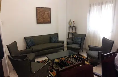 شقة - 2 غرف نوم - 1 حمام للايجار في شارع السباق - روكسي - مصر الجديدة - القاهرة