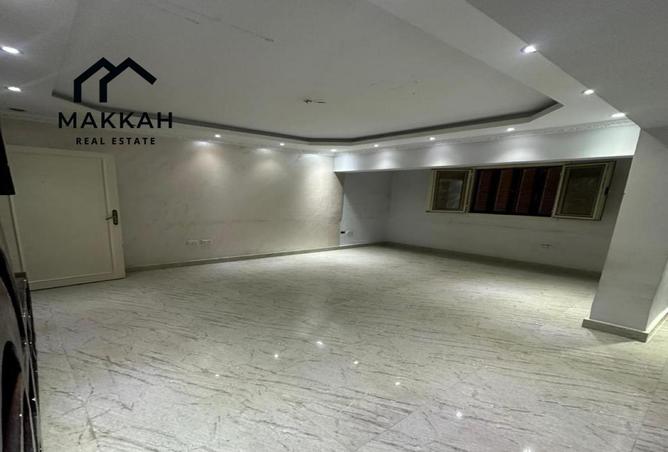 8589318 - Property Image 2