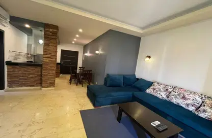 شقة - 2 غرف نوم - 1 حمام للايجار في ذا فيلدج - المستثمرين الجنوبية - مدينة القاهرة الجديدة - القاهرة