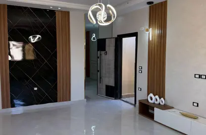 شقة - 2 غرف نوم - 1 حمام للبيع في الحي الرابع - مدينة 6 أكتوبر - الجيزة