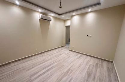 Apartment - 2 Bedrooms - 1 Bathroom for sale in Al Gezira St. - South Investors Area - New Cairo City - Cairo